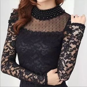 Black lace blouse with pearl SALE 💯